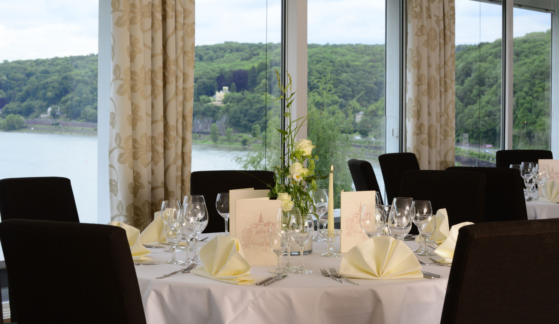 Hochzeit feiern im Ringhotel Haus Oberwinter Bonn